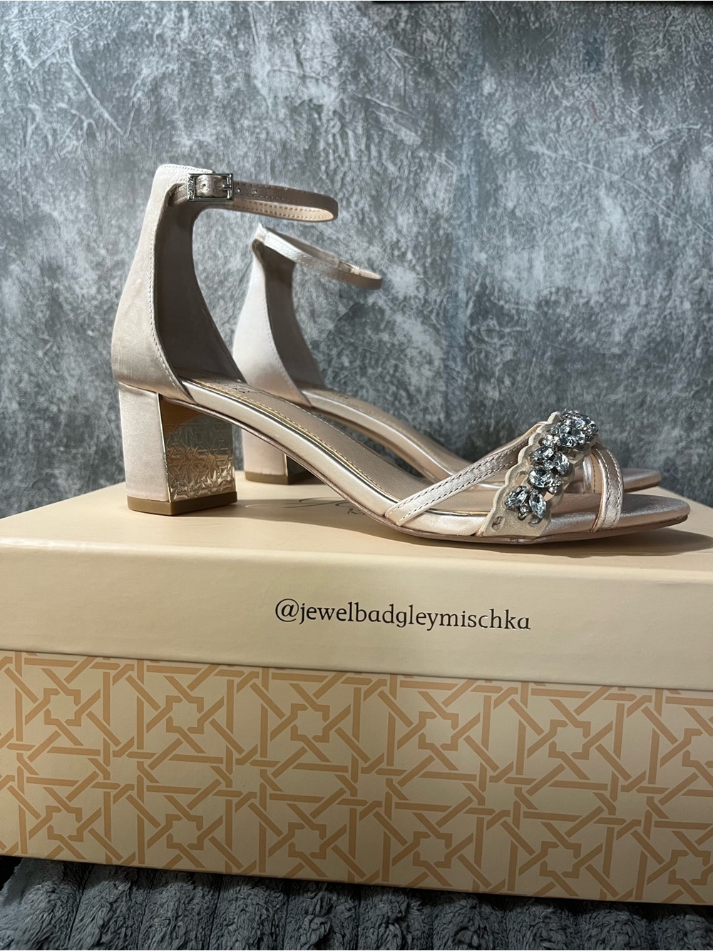 Badgley Mischka Women's Champagne Ankle-Strap Block Heels
